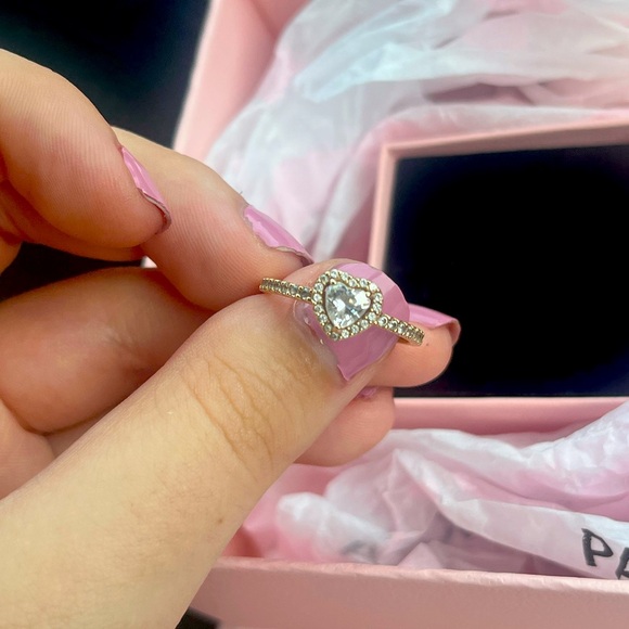 Pandora Heart (Promise) Ring